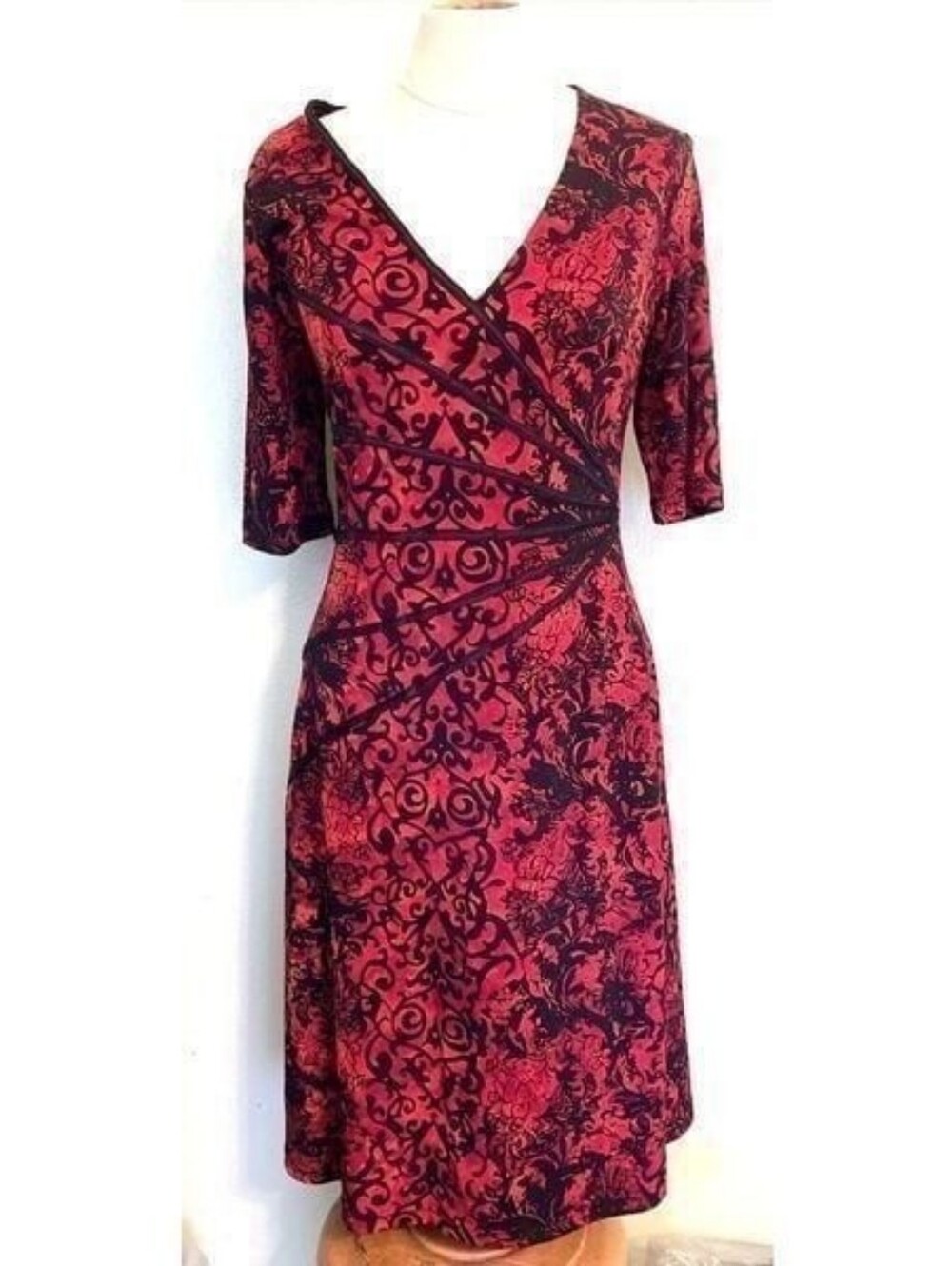 Red and Black Patterned Wrap Dress With Black Piping Size 8 Midi Jacquard